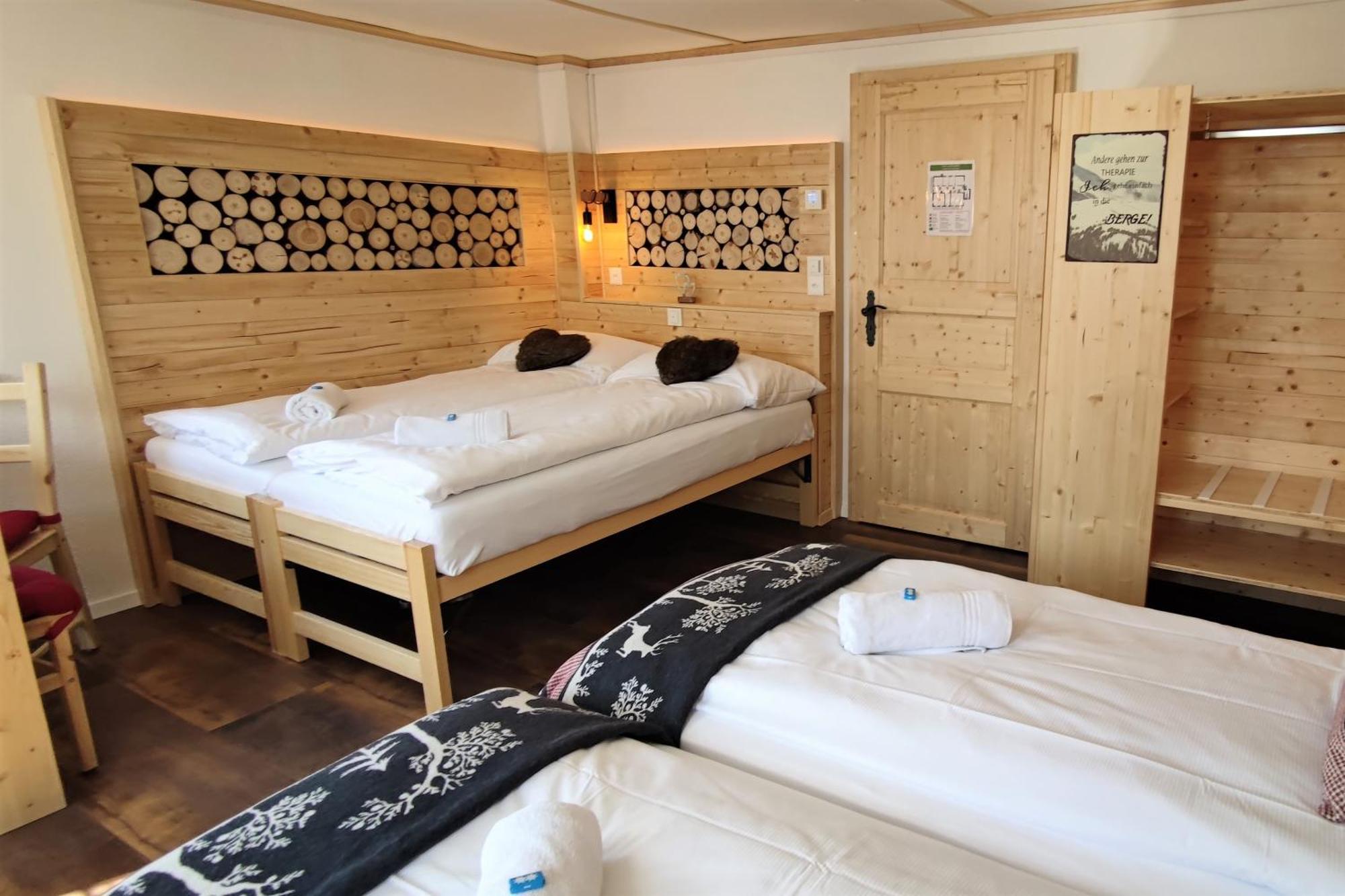 Gasthaus Alpina Tschappina Zimmer foto